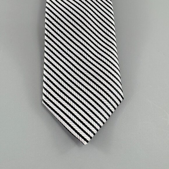 J. Ferrar Gray / Black Striped Skinny / Extra Long Men's Tie 2 1/2' x 62" - Picture 3 of 4
